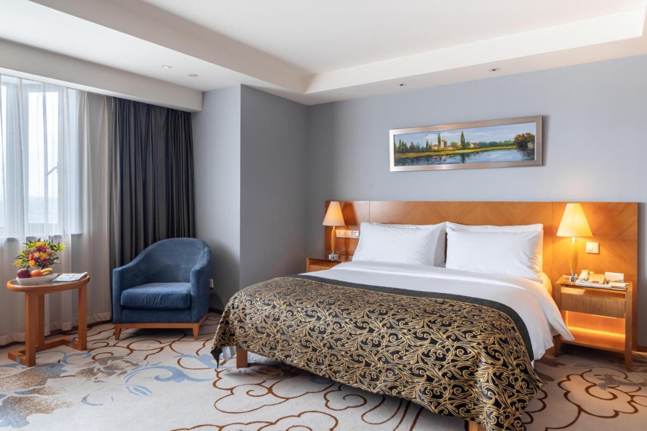 Maritim Hotel Taicang Garden Esterno foto